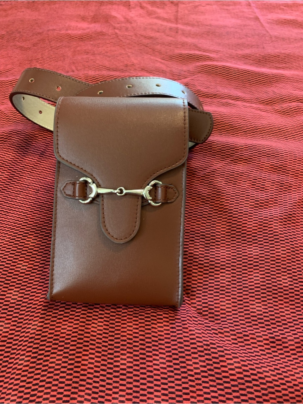 Steve Madden Women’s Brown Belt Bag with Silver Hardware brand new with tag